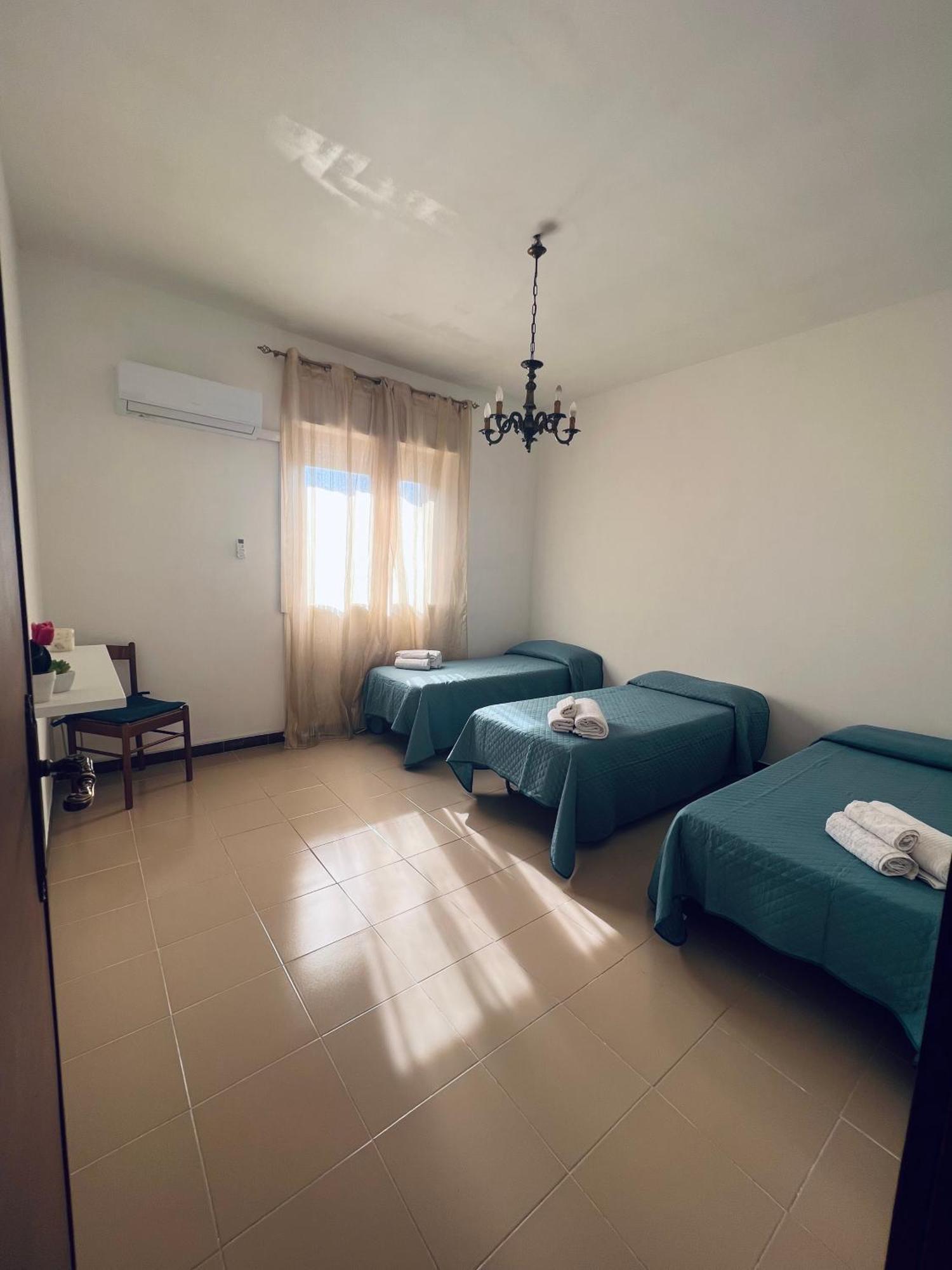 Ferienwohnung Sun House Palermo Exterior foto